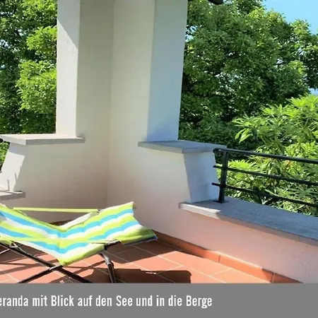 Apartment Residenza Viramonte - Casa Daniela, 38 *